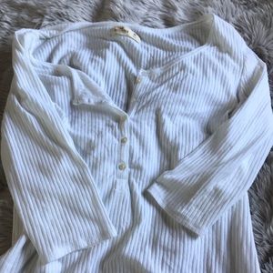 ribbed white button 3/4 sleeve top